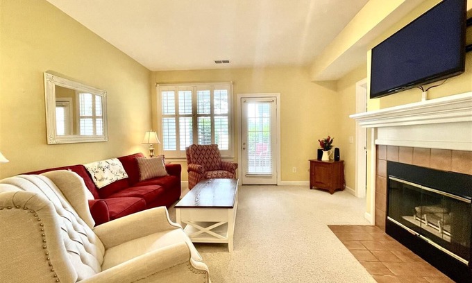Southern Pines Condo | Club Cottage Summary: