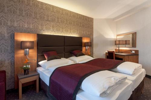Hietzing Hotel | Discover Club Hotel Cortina: 4-Star Family-Friendly Retreat