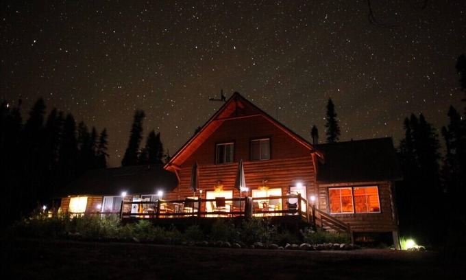 Mauricie Cabin | Discover Club Principal: Family-Friendly with Breakfast Included
