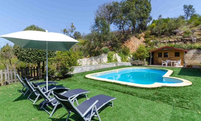 Mont Barbat Villa | Relaxing Retreat at Club Villamar - Ayarza with Pool Access