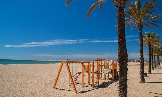 Cubelles Villa | Relaxing Retreat at Club Villamar with Private Pool