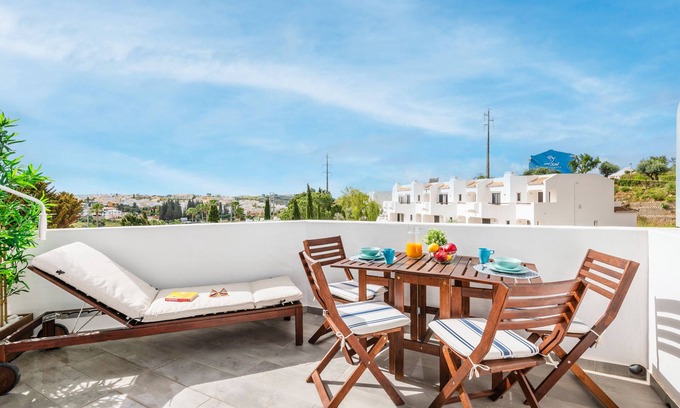 Alpouvar Apartment | Relax at Clube Albufeira with Spa and Family Amenities