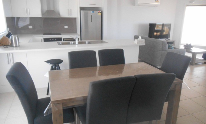Muloowurtie House | Stunning Cluff View: Family-Friendly with Breathtaking Sea Views