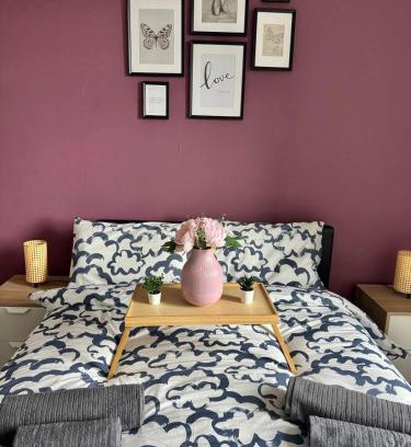 Dalmuir Apartment | Clydebank Cozy 3bdr flat near Glasgow