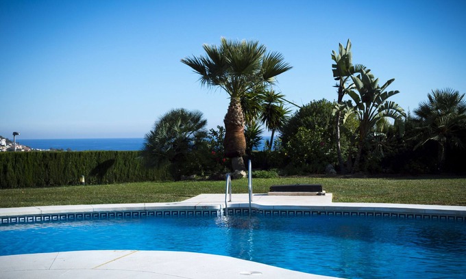 Rincon de la Victoria Condo | Beachside Apartment with Pool, Spa, and Ocean Views