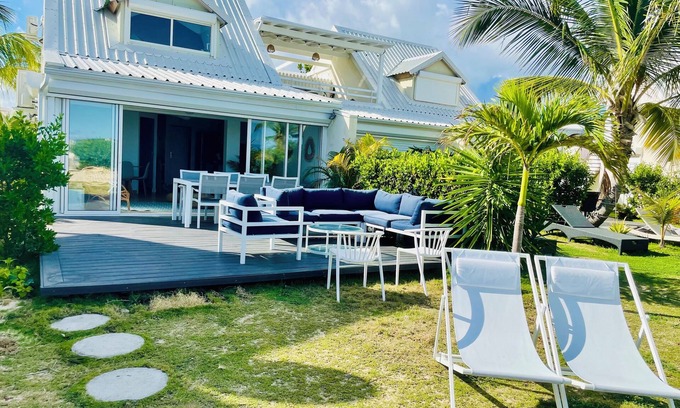 Nettle Bay Apartment | Experience Bliss at Côté Mer: 3 Bedrooms with Ocean View