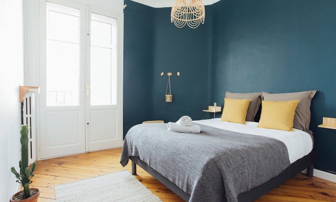 Biarritz Apartment | Vintage Chic Retreat in the Heart of St Charles, Biarritz