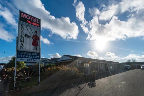 Upper Riccarton Hotel | Cozy Coachman Motel: Pet-Friendly Getaway with Breakfast
