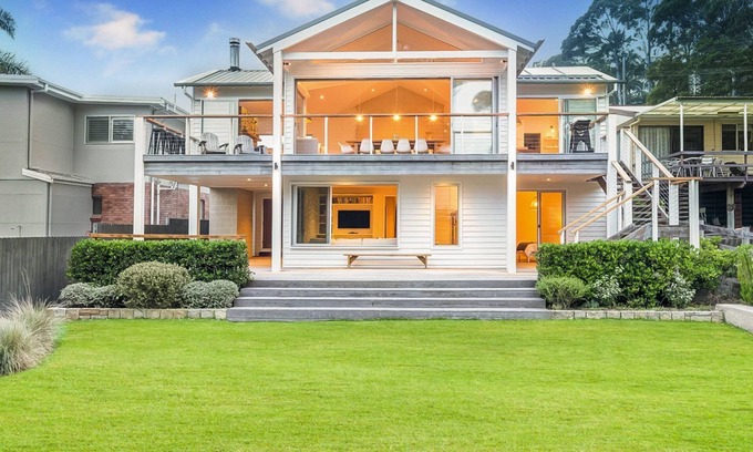 Hyams Beach House | Oceanfront Escape at Coast at Hyams Beach - Rated 9.6/10!