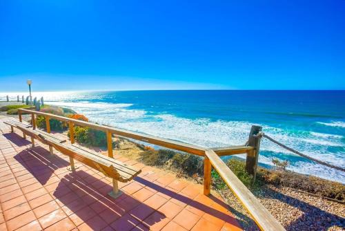 Solana Beach Apartment | Coastal Chic Condo with Pool, Hot Tub & Breakfast Included