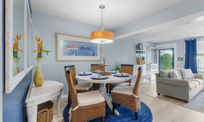 Delray Beach Cottage | Coastal Cottage - Walk to the Beach with Oceanfront Views