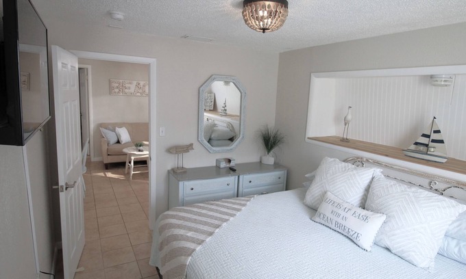 Dunedin House | Enjoy Oceanfront Living in Downtown Dunedin with Bikes!