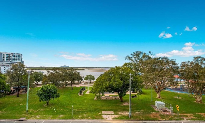 Maroochydore Apartment | Idyllic Coastal Escape at The Cosmopolitan Unit 20806