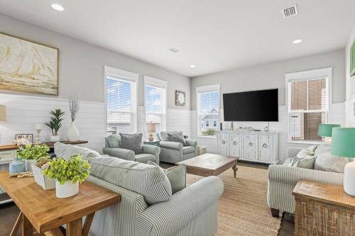 Santa Rosa Beach House | Idyllic Coastal Heaven with Pool and Family-Friendly Perks