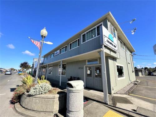 Long Beach Hotel | Pet-Friendly Coastal Inn and Suites with Great Amenities