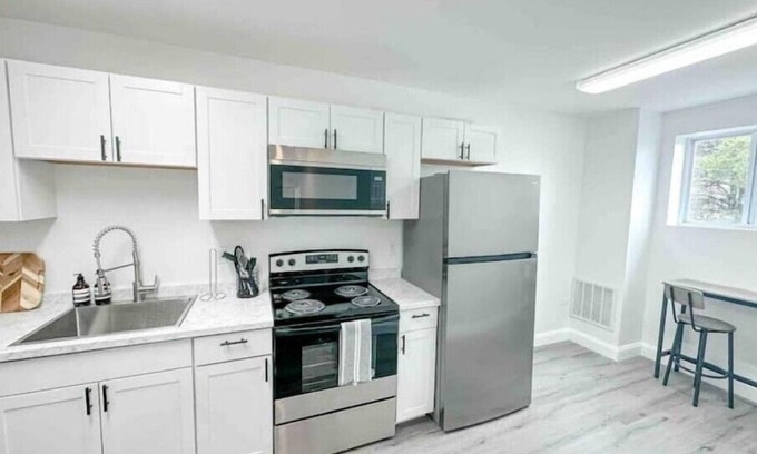 Kent Narrows Apartment | Elegant Coastal Kent Narrows Bay Home with Breakfast & More