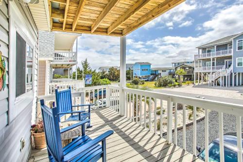 Holden Beach House | Coastal Escape: Oceanfront Decks Steps from Holden Beach
