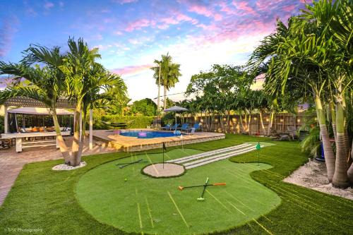South Lake Villa | Beachside Escape: 4-Star Hotel with Mini Golf & Heated Pool