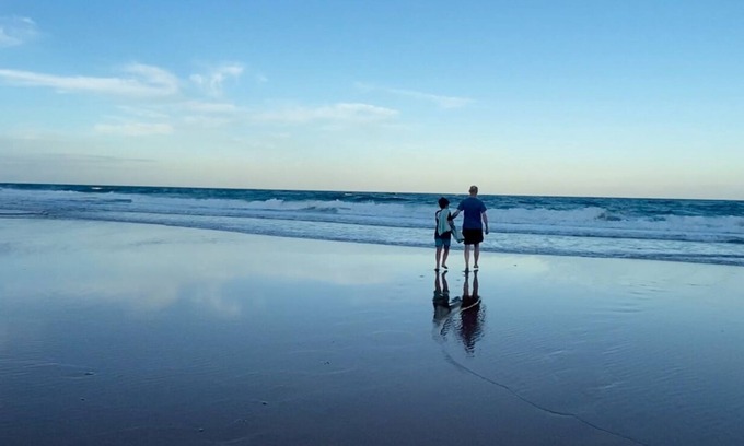 Narrabeen Apartment | Coastal Retreat: Beach, Lagoon & Cafes Just Steps from Your Door!