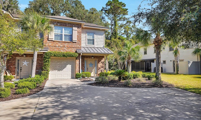 Saint Simons Island House | Ocean View Retreat: Guest Rated 10/10 with Pool Access