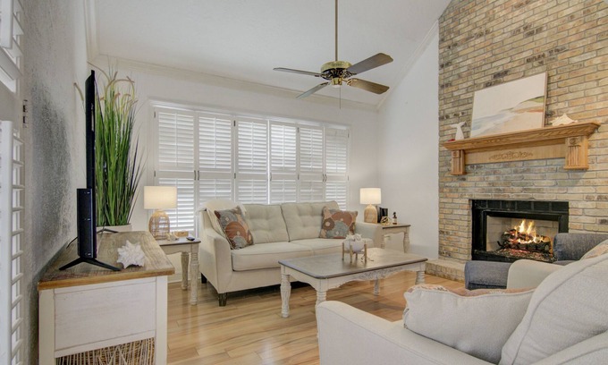 Port Arthur House | Coastal Style Townhome: Perfect for Golf Lovers & Families