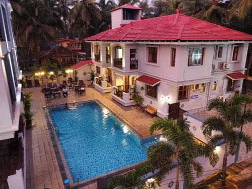 Sernabatim Apartment | Coastal Suites Apart-Hotel: Family-Friendly Ocean Views