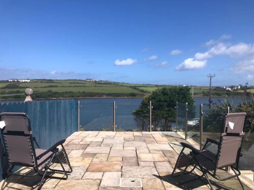 Belmullet House | Coastal Townhouse in Belmullet: 4-Star with Hot Tub & Breakfast