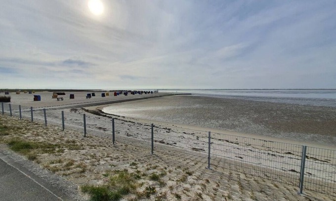 Westerholt House | Scenic Coastal Retreat in East Frisia with Pet-Friendly Options