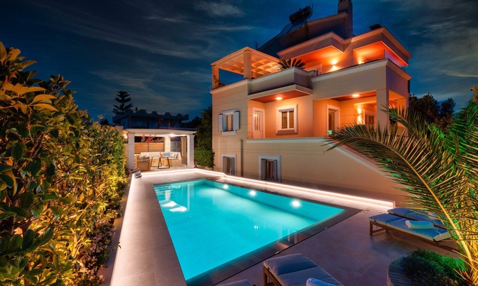 Spata-Artemida Apartment | Unforgettable Coastline Maisonnette with Ocean Views