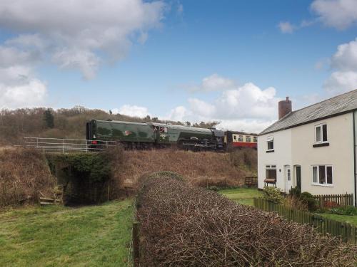 Grosmont House | Family-Friendly Cobbs Cottage: 4-Star Stay with High Ratings