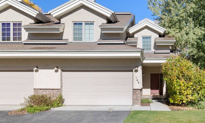 Driggs Villa | Guest Rated 10/10: Cozy Cobble Creek Townhome Awaits