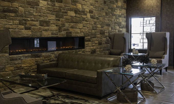 Two Rivers Hotel | Inviting Cobblestone Hotel & Suites with Pool and Breakfast