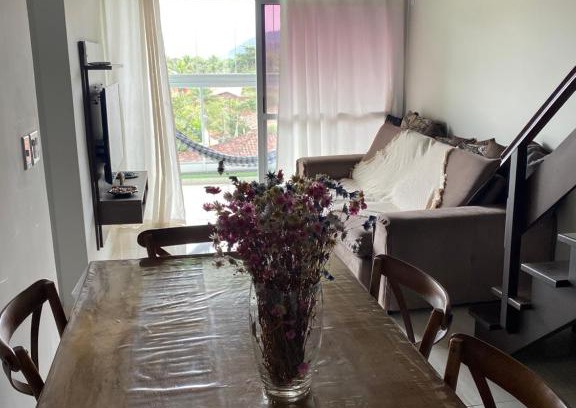 Saco da Ribeira Apartment | Ubatuba Retreat: Family-Friendly Stay with Ocean Views