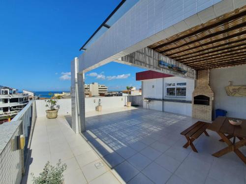 Assis Apartment | Cozy 3-Bedroom Suite with Oceanfront Views in Arraial do Cabo