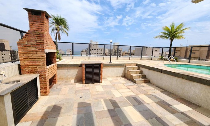 Pitangueiras Apartment | Spacious 5-Bedroom Retreat with Pool Near Pitangueiras