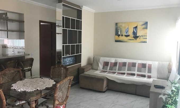Ingleses do Rio Vermelho Apartment | Family-Friendly Getaway 50m from Praia Dos Ingleses