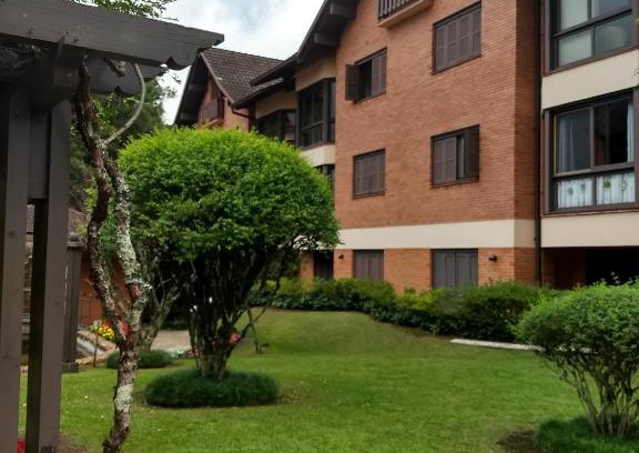 Bavaria Apartment | Discover Cobertura Bavaria: Family-Friendly with Private Pool