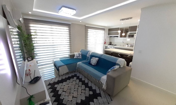Ze Amandio Apartment | Beachfront Escape at Cobertura em Bombas with Spa & Kitchen