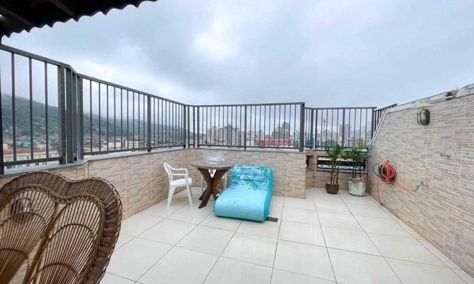 Jardim Praiano Apartment | Relaxing Stay at Cobertura Guarujá, Just 500 Meters from Beach