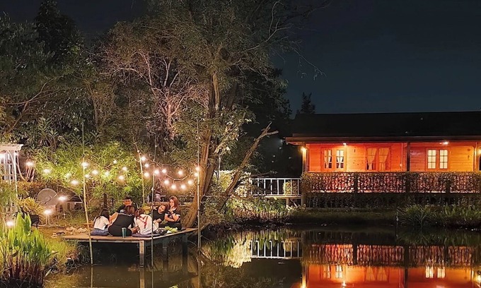 Samut Sakhon Resort | Coco and Canal HomeStory
