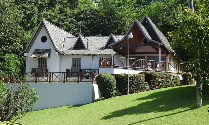 Bethel House | CoCo Chalet in the Caribbean: Relax by Your Private Pool