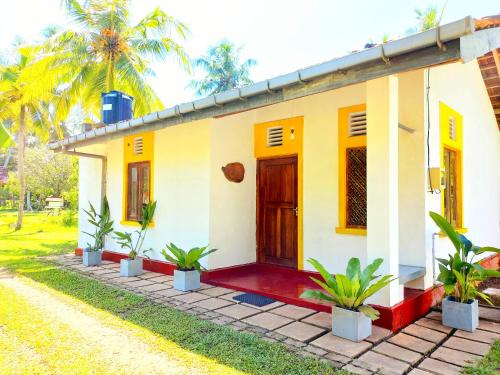 Nalagasdeniya Apartment | Pet-Friendly Coco Garden Villas with Perfect 10/10 Rating