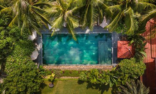 Hoa Lu Hotel | Explore Coco Island Villa & Hotel in Ninh Bình - Family-Friendly