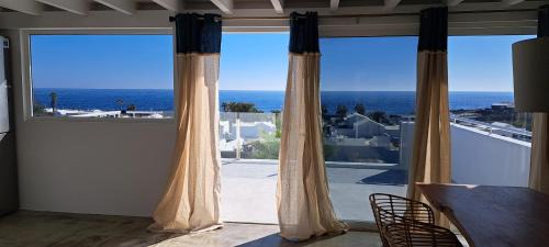 Los Cocoteros Apartment | Ocean View Loft at CocoMar II - Guest Rated 10/10