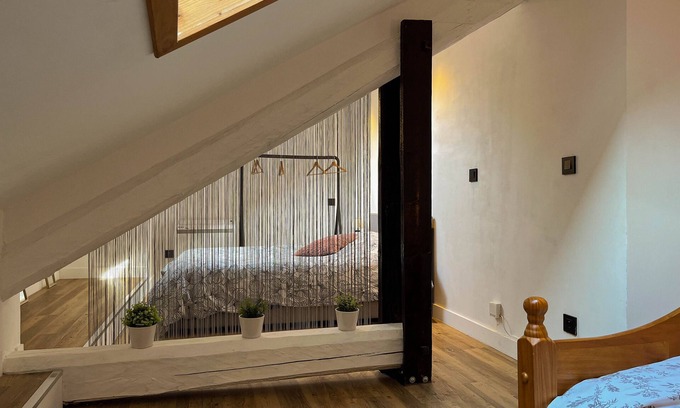Albertville Apartment | Experience Cocon sous les toits: Family-Friendly Retreat