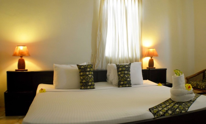 Elmina Bed & Breakfast | Cozy Coconut Grove Bridge House with Family-Friendly Amenities