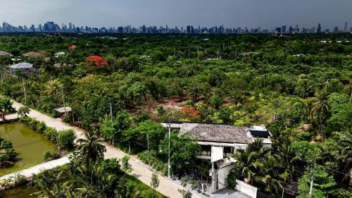 Bang Krasop Resort | Top-Rated Coconut Lane Bangkok with Breakfast & Family Amenities