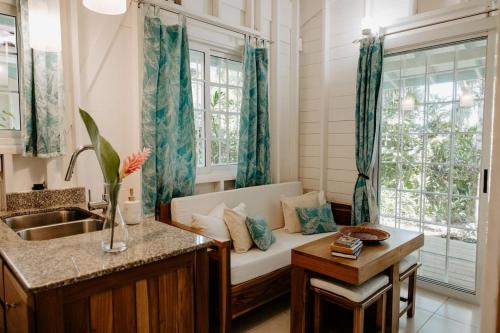 Big Creek Apartment | Beachfront CoconutTree Bungalow at Villa Paraiso Awaits