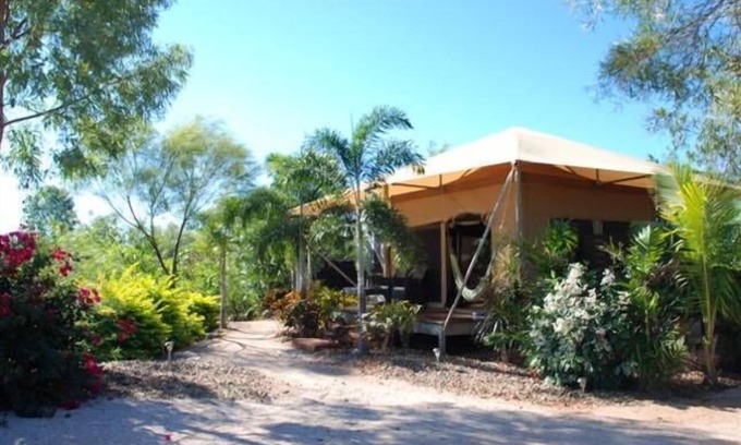 Broome Bed & Breakfast | Eco Tents at Coconutz with Ocean Views and Pool Access
