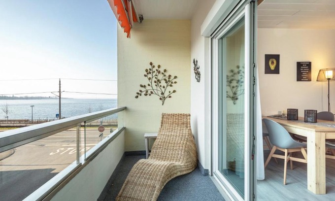 Lochau Apartment | Scenic Oceanfront Retreat at Cocoon am See Bregenz